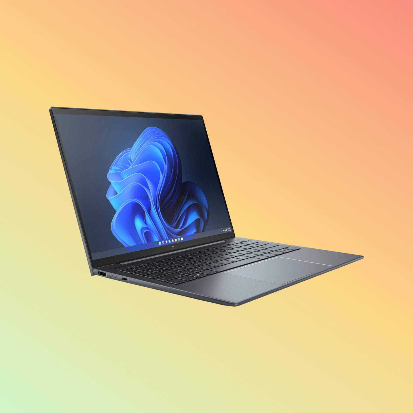 HP Elite Dragonfly G3 Laptop - 12th Gen i7-1255U, 16GB, 256GB SSD, 13.5" WUXGA
